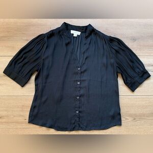 Treasure & Bond Black Button-Up Blouse Size M